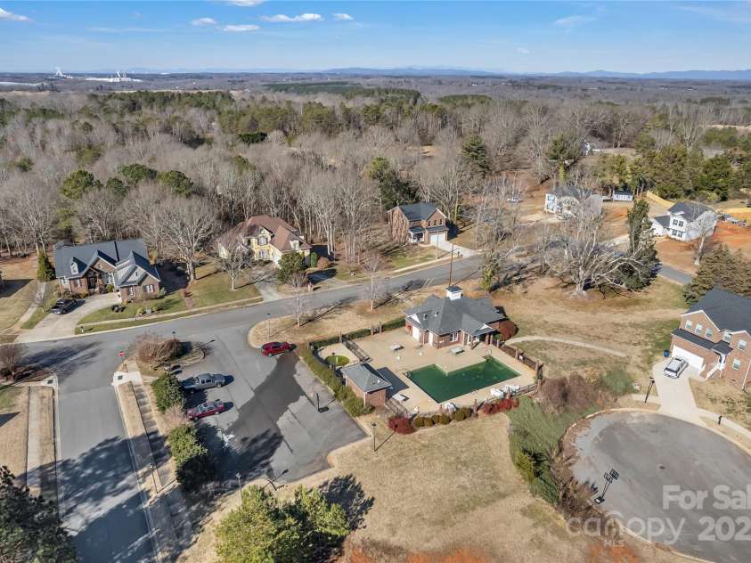 305 Goldfinch Court, Shelby, NC 28150.  MLS# CAR4215639, YatesRealty ID 1815. 
