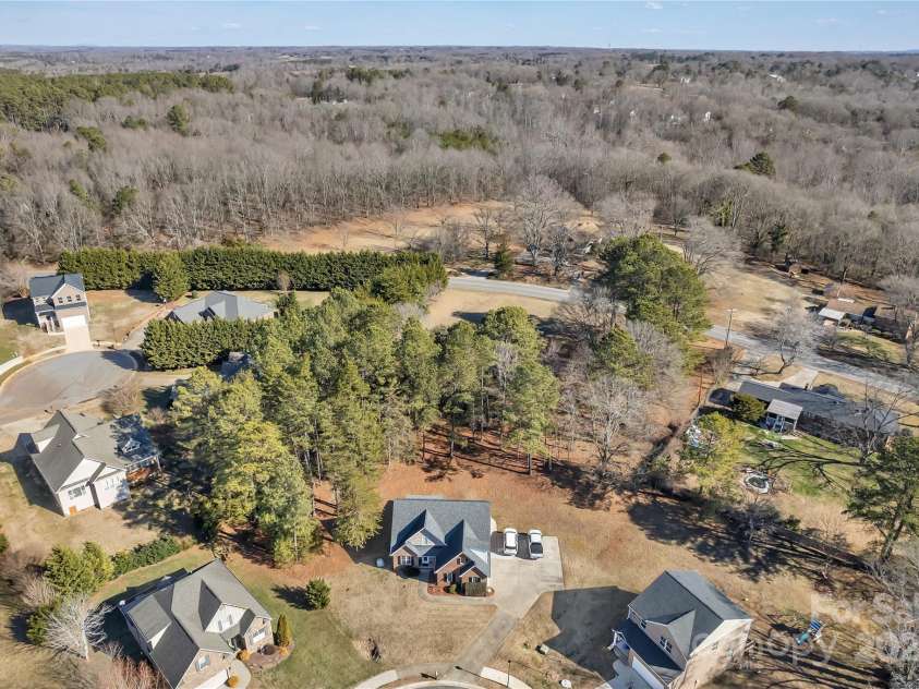 305 Goldfinch Court, Shelby, NC 28150.  MLS# CAR4215639, YatesRealty ID 1815. 