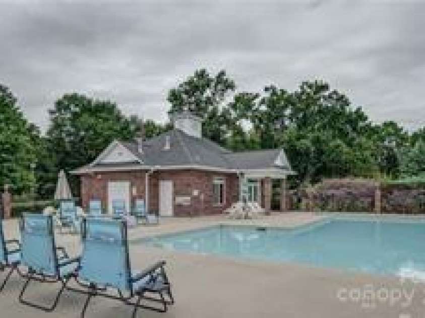 305 Goldfinch Court, Shelby, NC 28150.  MLS# CAR4215639, YatesRealty ID 1815. 