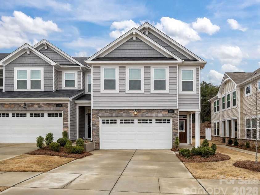 11246 Bartrams Way, Charlotte, NC 28278.  MLS# CAR4350001, YatesRealty ID 18150. 