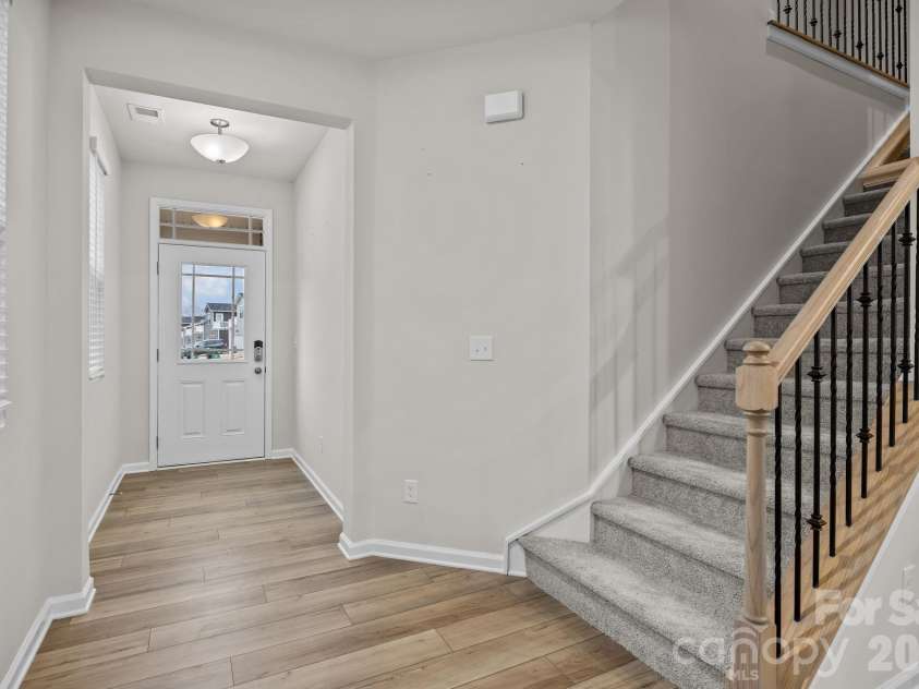 11246 Bartrams Way, Charlotte, NC 28278.  MLS# CAR4350001, YatesRealty ID 18150. 
