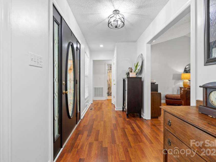 1004 Gracebrook Drive, Salisbury, NC 28147.  MLS# CAR4261357, YatesRealty ID 18152. 