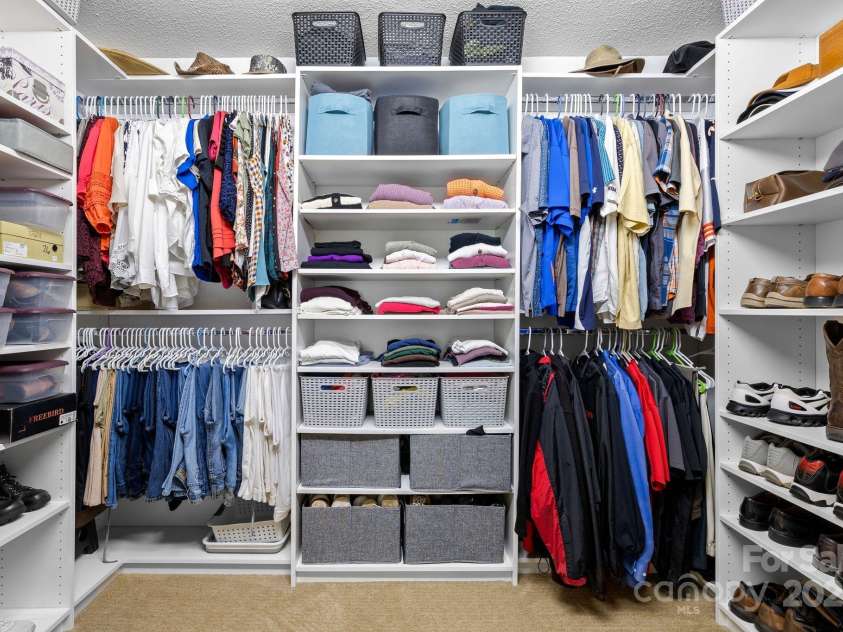 1004 Gracebrook Drive, Salisbury, NC 28147.  MLS# CAR4261357, YatesRealty ID 18152. 