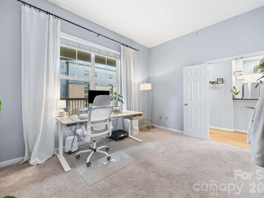 405 7th Street, Charlotte, NC 28202.  MLS# CAR4355522, YatesRealty ID 18152. 