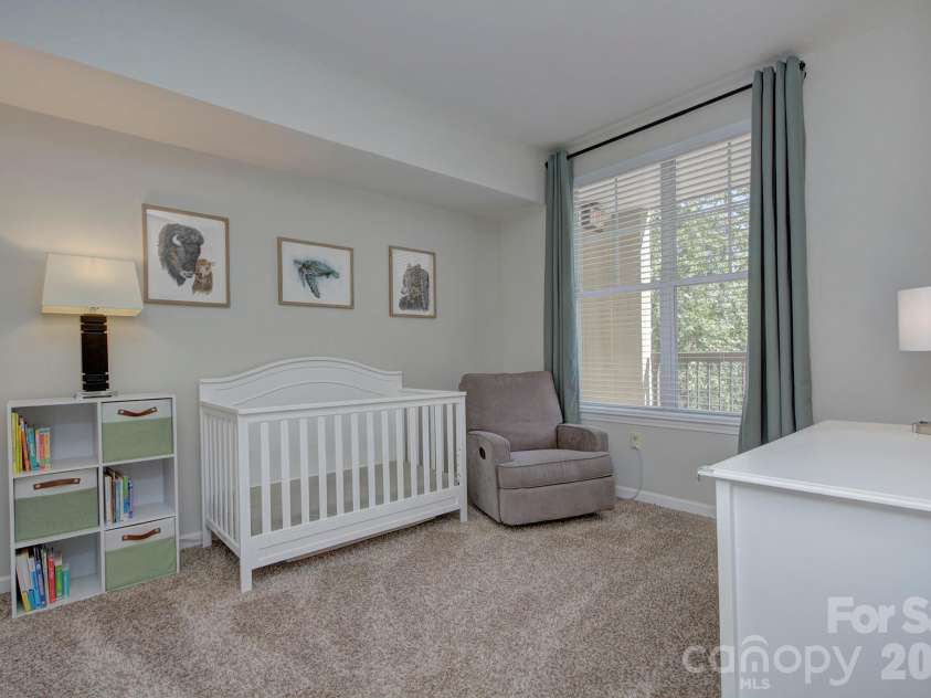 405 7th Street, Charlotte, NC 28202.  MLS# CAR4384927, YatesRealty ID 18152. 