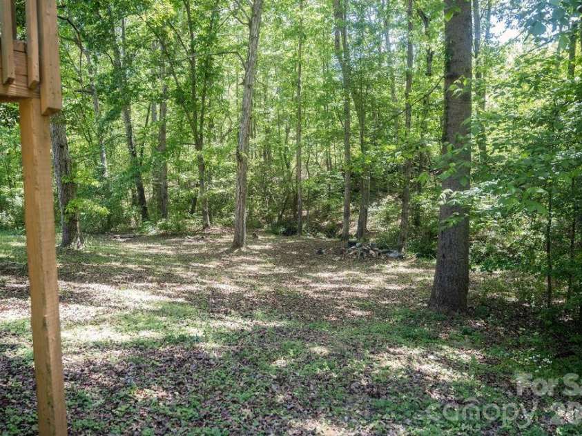 2472 Lake Street, Lincolnton, NC 28092.  MLS# CAR4374146, YatesRealty ID 18153. 