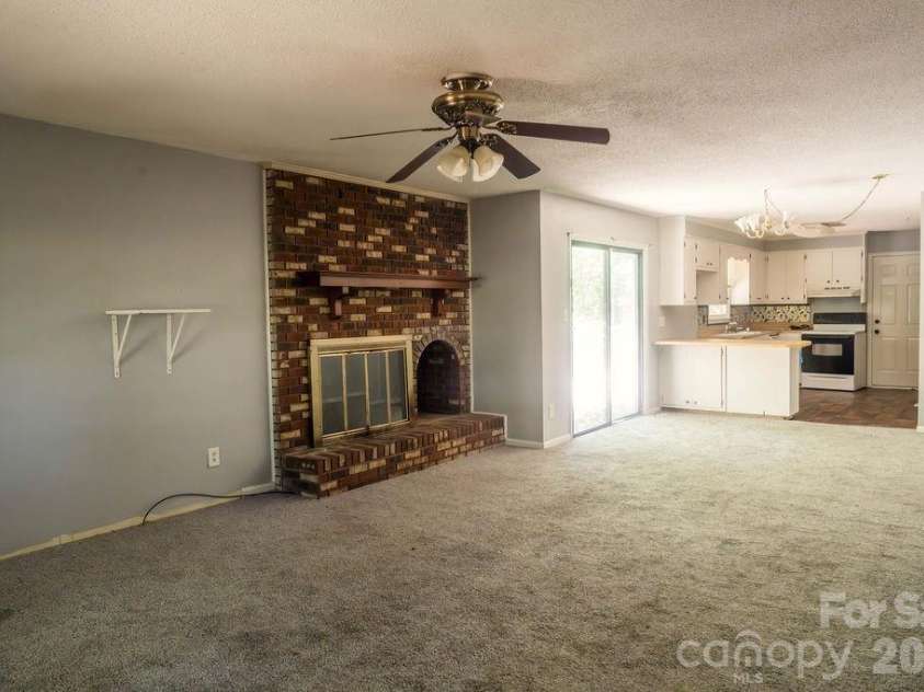 2472 Lake Street, Lincolnton, NC 28092.  MLS# CAR4374146, YatesRealty ID 18153. Forth unit with fireplace.