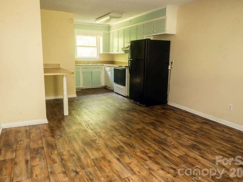 2472 Lake Street, Lincolnton, NC 28092.  MLS# CAR4374146, YatesRealty ID 18153. Third unit