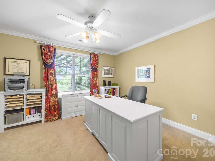 13339 Mint Lake Drive, Matthews, NC 28105.  MLS# CAR4373352, YatesRealty ID 18154. 