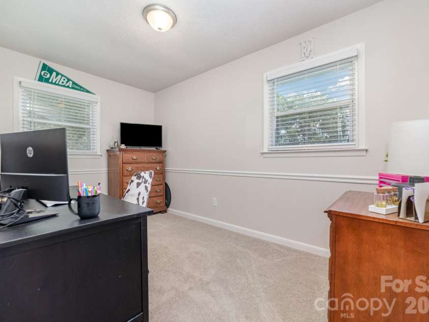 115 Northcrest Drive, Kannapolis, NC 28081.  MLS# CAR4296020, YatesRealty ID 18159. 