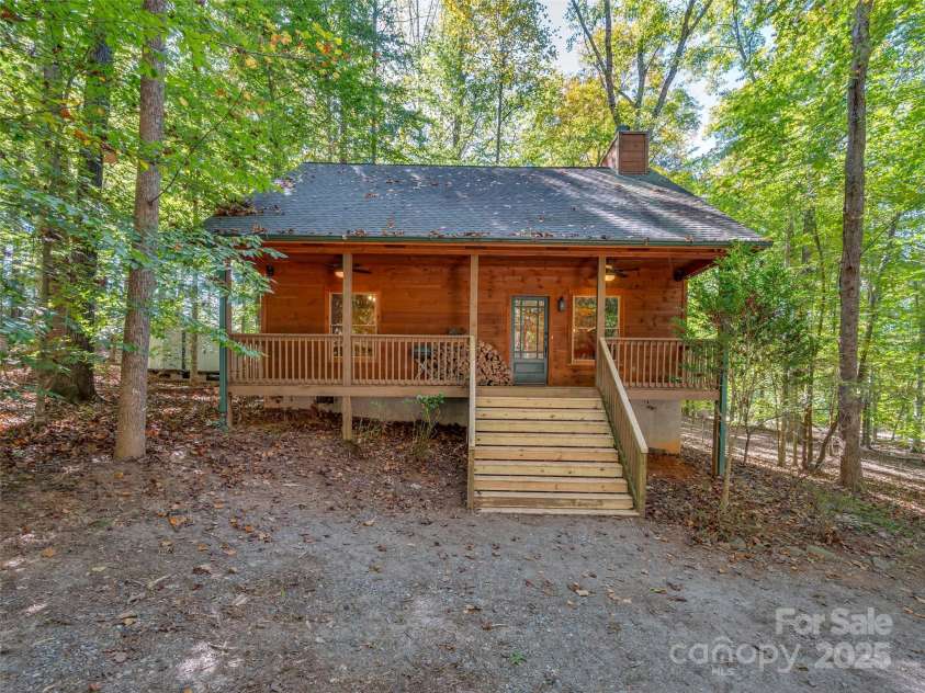 329 Cinnamon Ridge, Rutherfordton, NC 28139.  MLS# CAR4314357, YatesRealty ID 1816. 