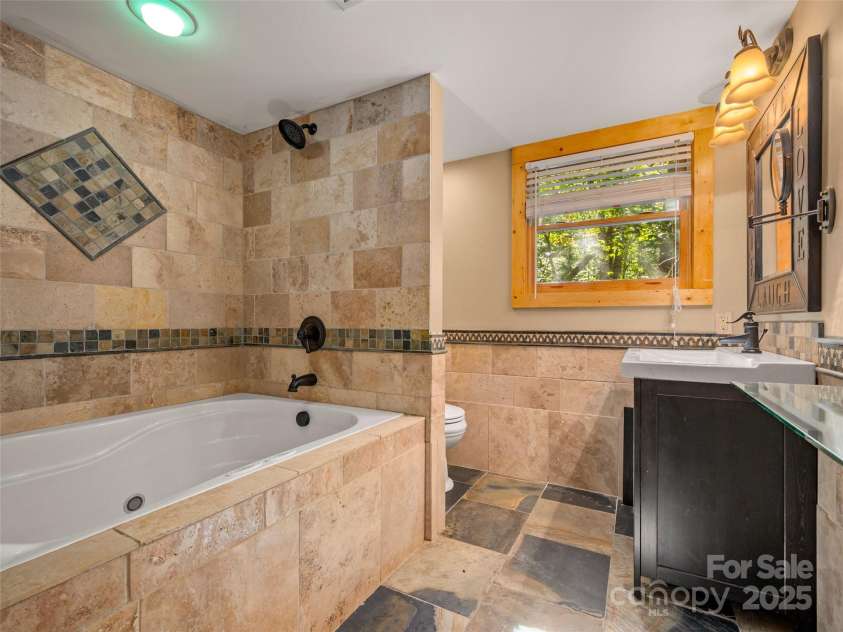 329 Cinnamon Ridge, Rutherfordton, NC 28139.  MLS# CAR4314357, YatesRealty ID 1816. 