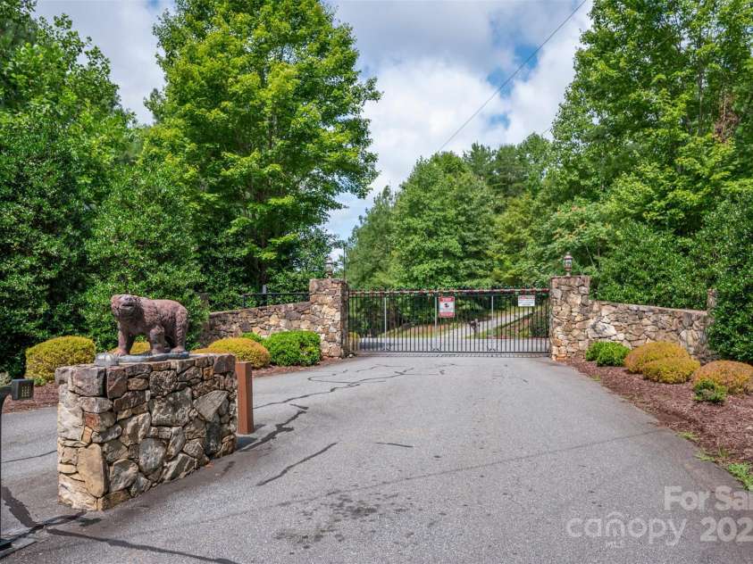 329 Cinnamon Ridge, Rutherfordton, NC 28139.  MLS# CAR4314357, YatesRealty ID 1816. 