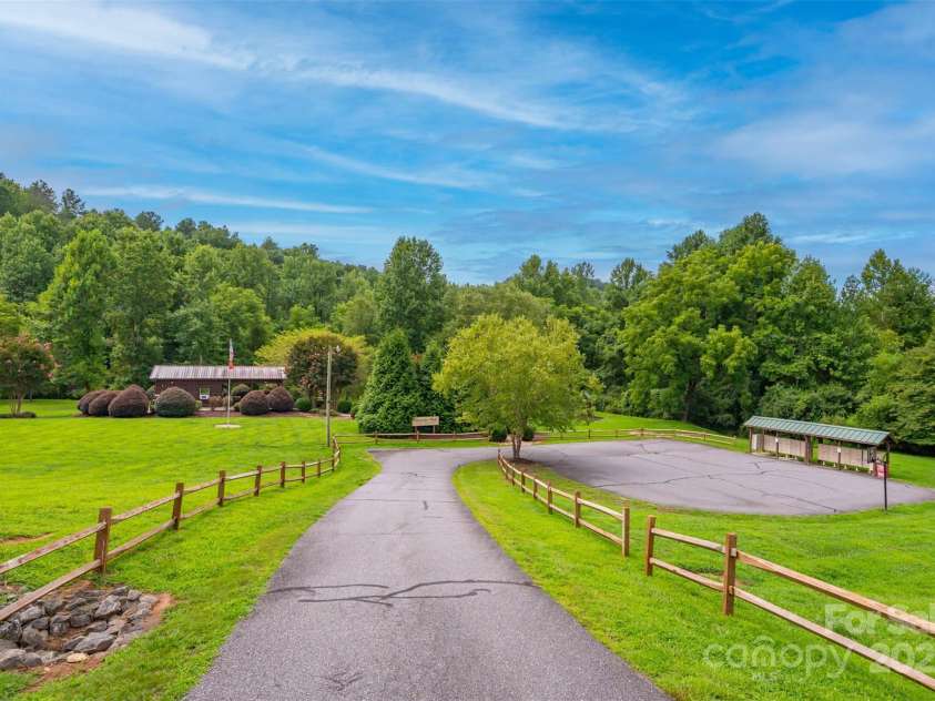 329 Cinnamon Ridge, Rutherfordton, NC 28139.  MLS# CAR4314357, YatesRealty ID 1816. 