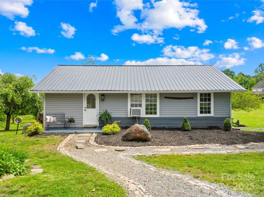 16 Julep Drive, Alexander, NC 28701.  MLS# CAR4259272, YatesRealty ID 18161. 