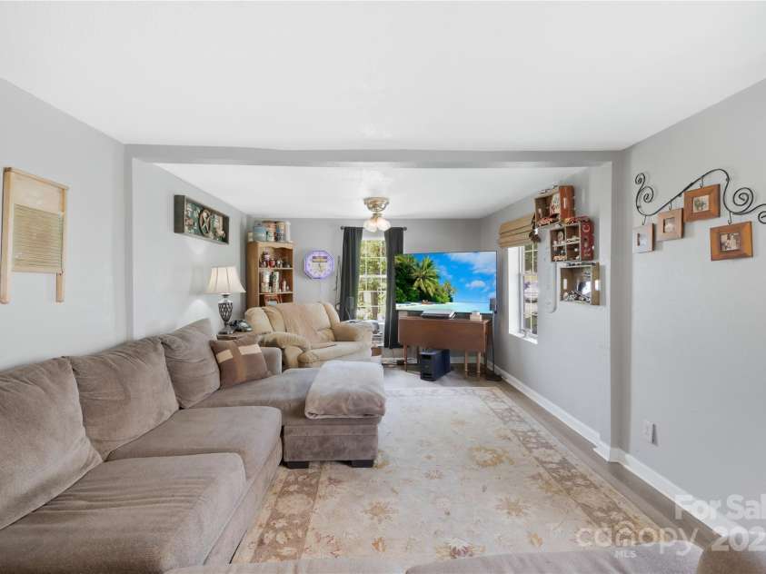 16 Julep Drive, Alexander, NC 28701.  MLS# CAR4259272, YatesRealty ID 18161. 