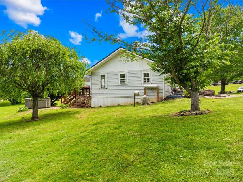 16 Julep Drive, Alexander, NC 28701.  MLS# CAR4259272, YatesRealty ID 18161. 