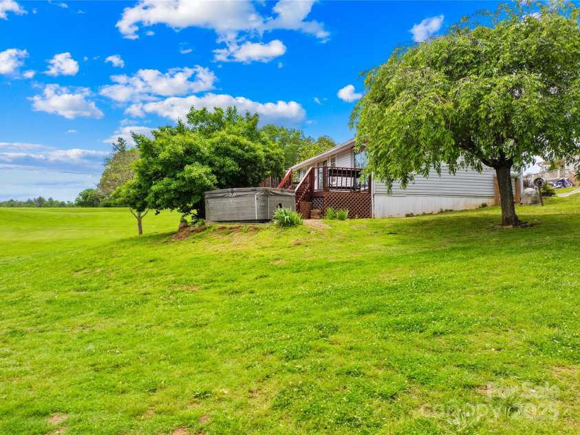 16 Julep Drive, Alexander, NC 28701.  MLS# CAR4259272, YatesRealty ID 18161. 