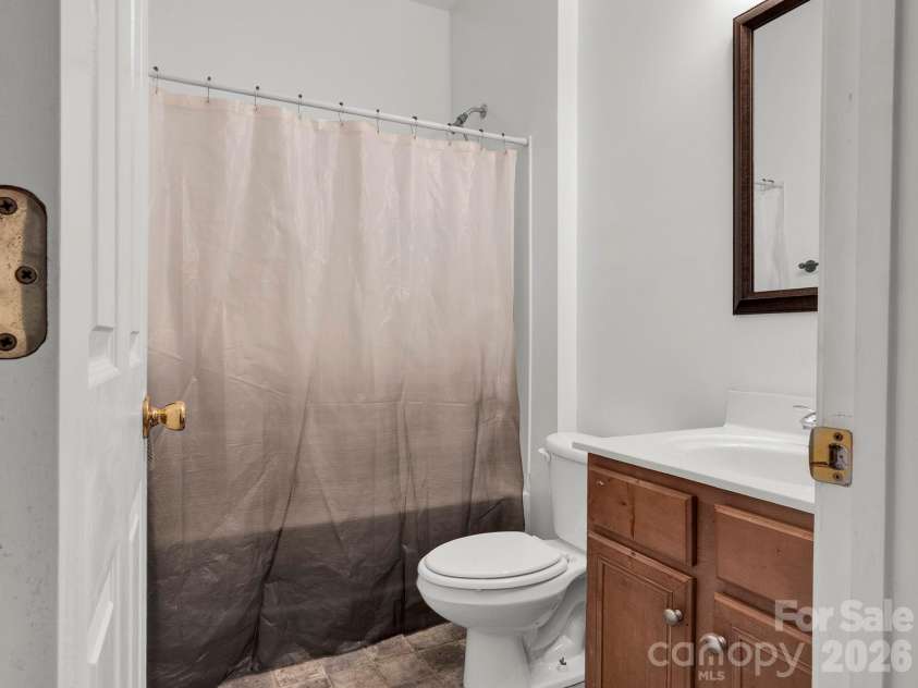 5912 Almond Road, Charlotte, NC 28227.  MLS# CAR4401036, YatesRealty ID 18162. 