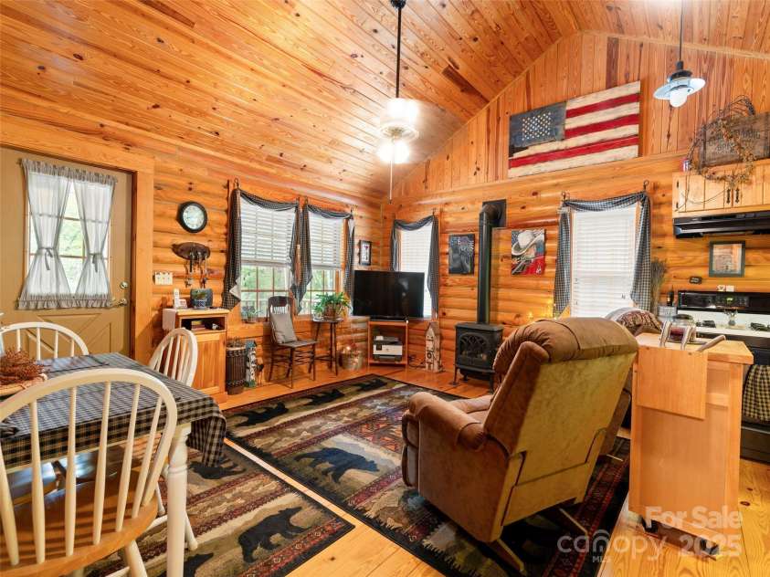 125 Cypress Lane, Saluda, NC 28773.  MLS# CAR4265595, YatesRealty ID 18163. Internet is here if you want to work from home or stream