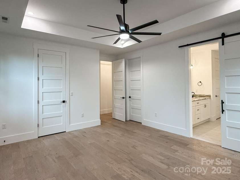 44 Skylar Lane, Mills River, NC 28759.  MLS# CAR4200880, YatesRealty ID 18165. 