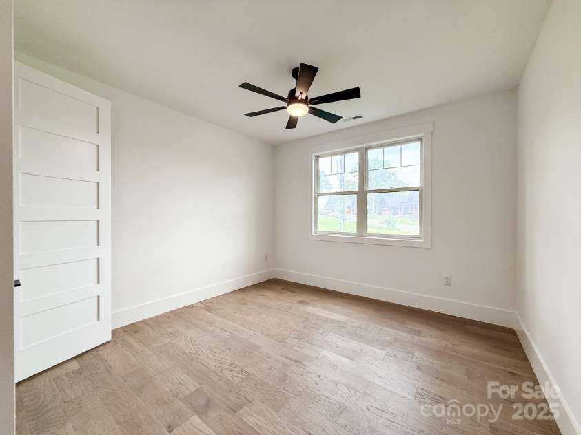 44 Skylar Lane, Mills River, NC 28759.  MLS# CAR4200880, YatesRealty ID 18165. 