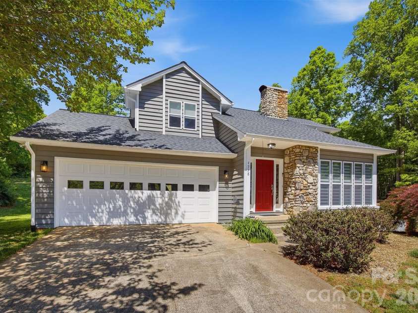 4938 Burkemont Road, Morganton, NC 28655.  MLS# CAR4375191, YatesRealty ID 18165. 