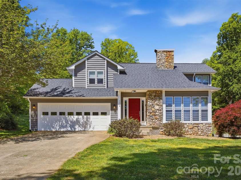 4938 Burkemont Road, Morganton, NC 28655.  MLS# CAR4375191, YatesRealty ID 18165. 
