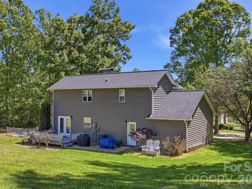 4938 Burkemont Road, Morganton, NC 28655.  MLS# CAR4375191, YatesRealty ID 18165. 