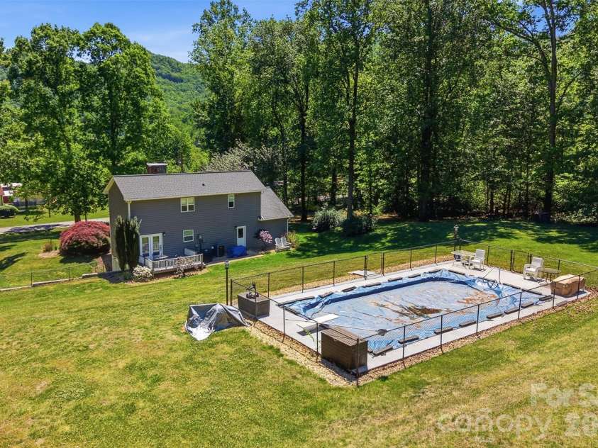 4938 Burkemont Road, Morganton, NC 28655.  MLS# CAR4375191, YatesRealty ID 18165. 