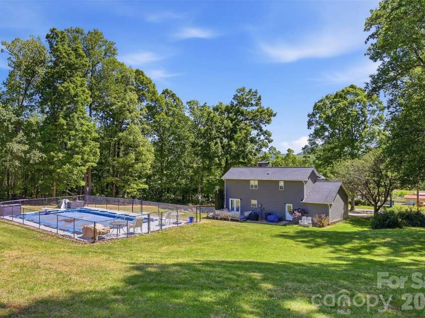 4938 Burkemont Road, Morganton, NC 28655.  MLS# CAR4375191, YatesRealty ID 18165. 