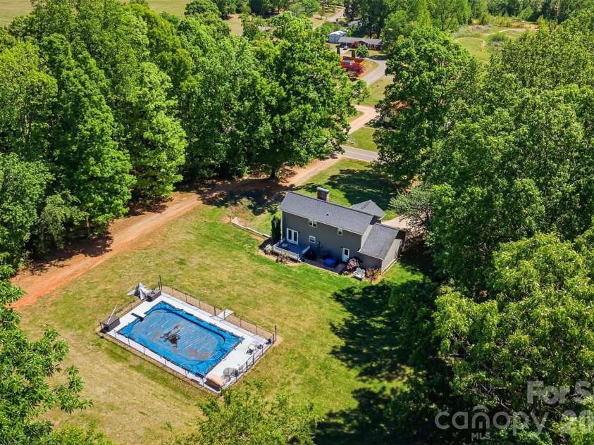 4938 Burkemont Road, Morganton, NC 28655.  MLS# CAR4375191, YatesRealty ID 18165. 