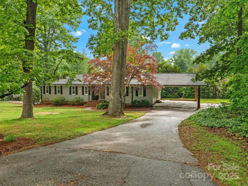 981 Meadowlark Drive, Rock Hill, SC 29732.  MLS# CAR4251814, YatesRealty ID 18166. 