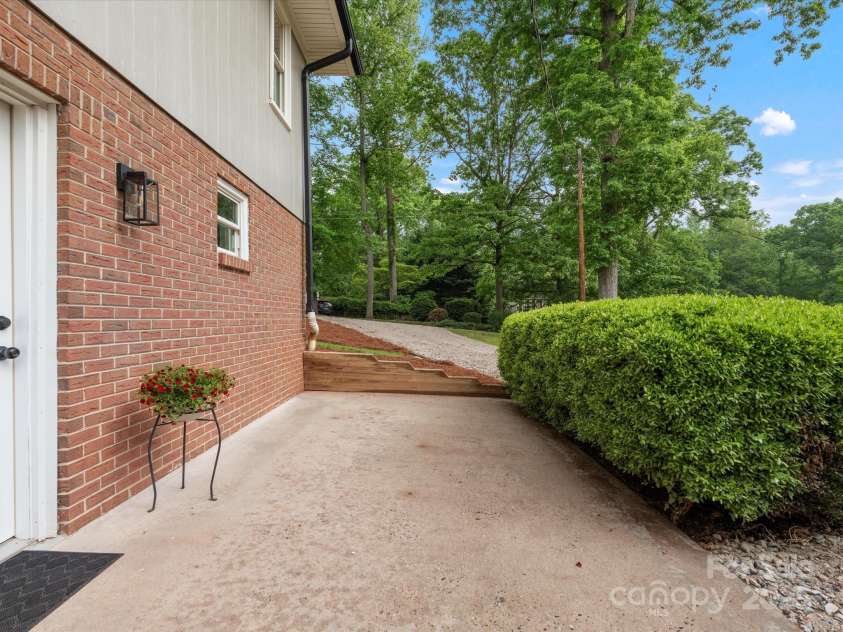 981 Meadowlark Drive, Rock Hill, SC 29732.  MLS# CAR4251814, YatesRealty ID 18166. 