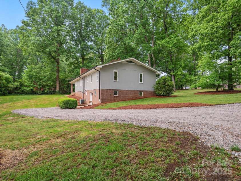 981 Meadowlark Drive, Rock Hill, SC 29732.  MLS# CAR4251814, YatesRealty ID 18166. 