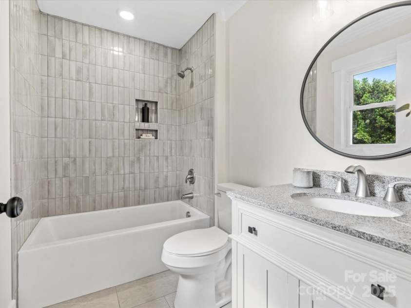 981 Meadowlark Drive, Rock Hill, SC 29732.  MLS# CAR4251814, YatesRealty ID 18166. Primary Bathroom