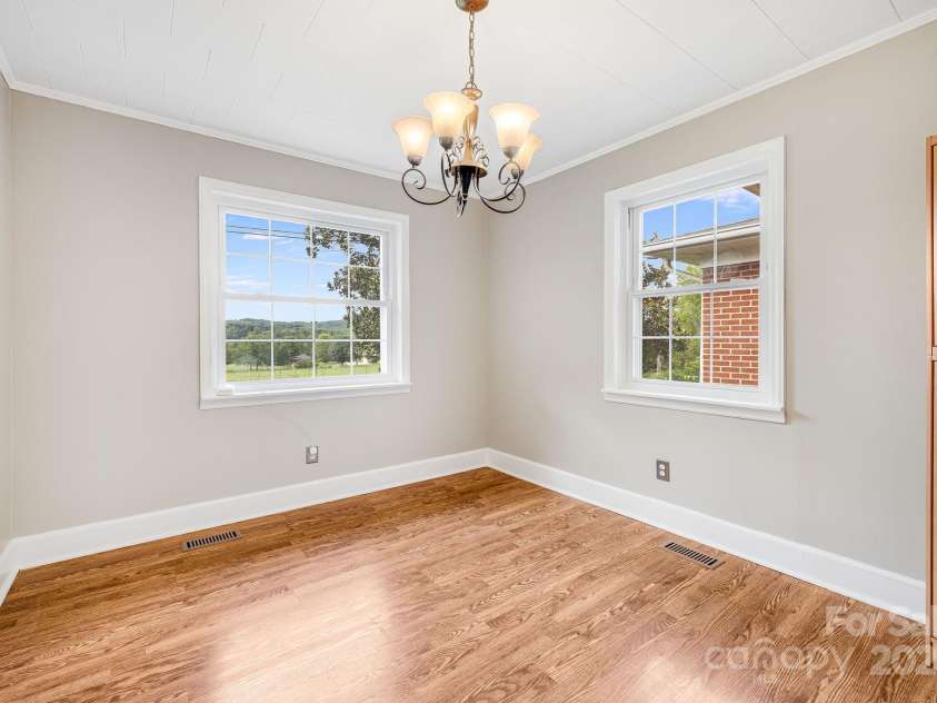 1694 Mud Cut Road, Marion, NC 28752.  MLS# CAR4218182, YatesRealty ID 18169. Dining room