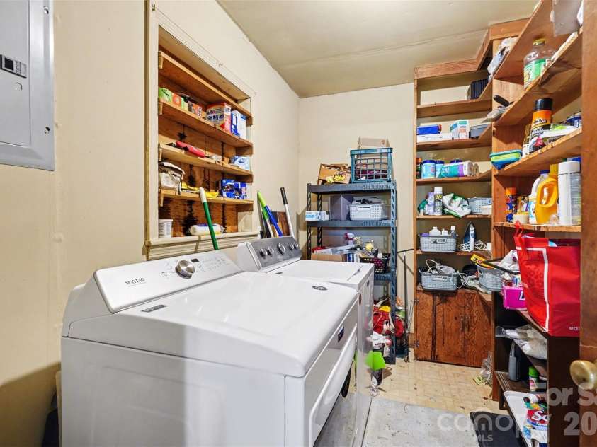 831 Maurice Street, Monroe, NC 28112.  MLS# CAR4370093, YatesRealty ID 18169. Laundry ROom