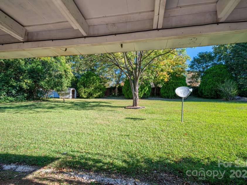 1724 Perry Street, Gastonia, NC 28054.  MLS# CAR4312386, YatesRealty ID 1817. 