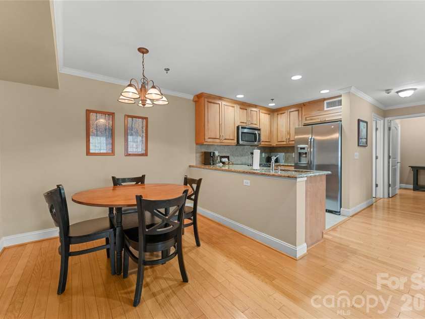 314 Bowling Park Road, Asheville, NC 28803.  MLS# CAR4342255, YatesRealty ID 1817. 
