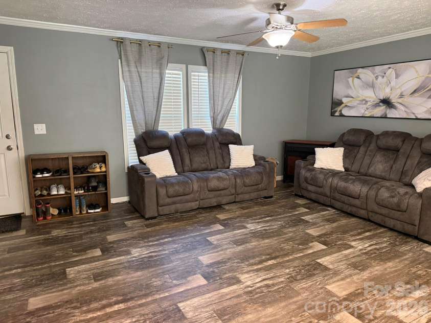 288 Walker Road, Nebo, NC 28761.  MLS# CAR4366360, YatesRealty ID 18170. 