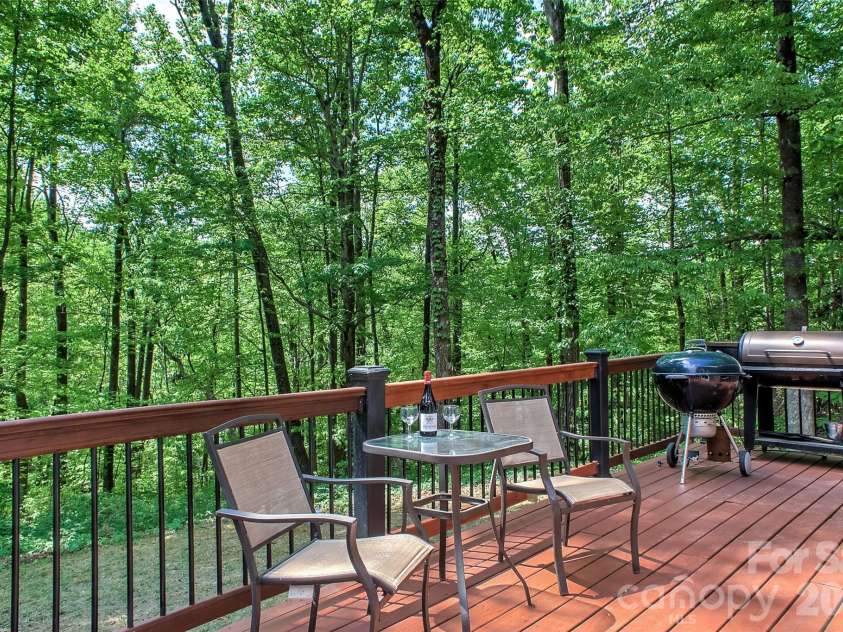 491 Mckenzie Way, Old Fort, NC 28762.  MLS# CAR4372804, YatesRealty ID 18172. 
