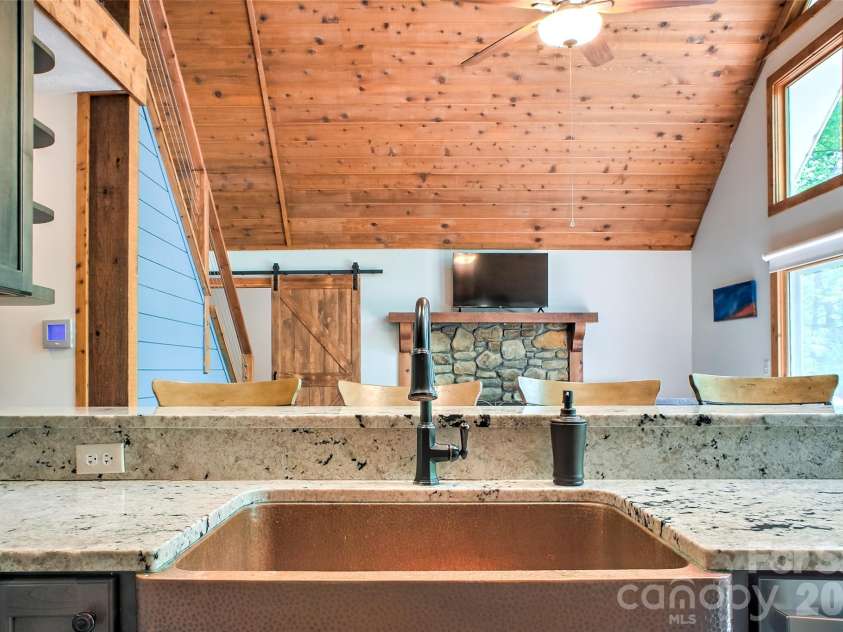 491 Mckenzie Way, Old Fort, NC 28762.  MLS# CAR4372804, YatesRealty ID 18172. 