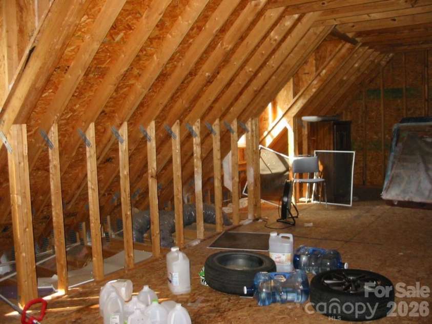 213 Vicki Way, Stanley, NC 28164.  MLS# CAR4372141, YatesRealty ID 18173. 