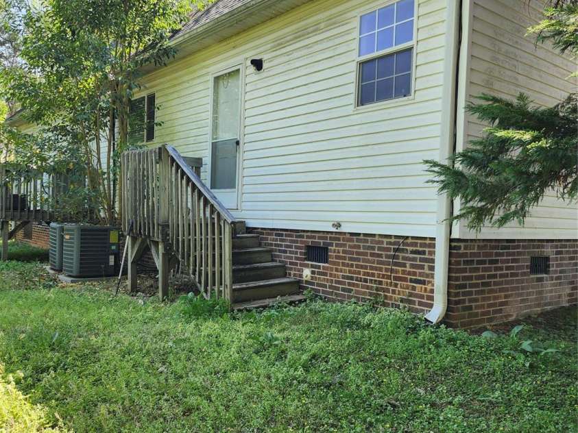 213 Vicki Way, Stanley, NC 28164.  MLS# CAR4372141, YatesRealty ID 18173. Back view