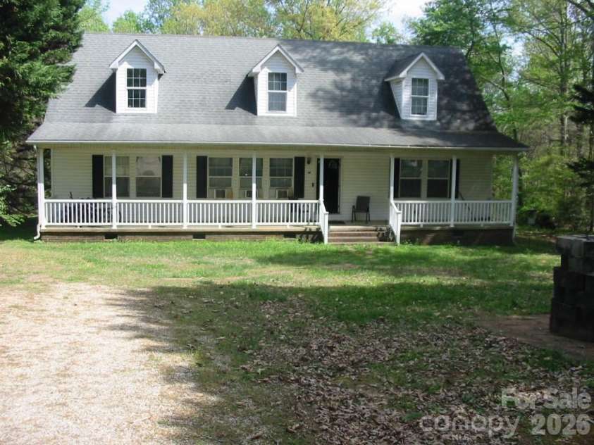 213 Vicki Way, Stanley, NC 28164.  MLS# CAR4372141, YatesRealty ID 18173. Front View