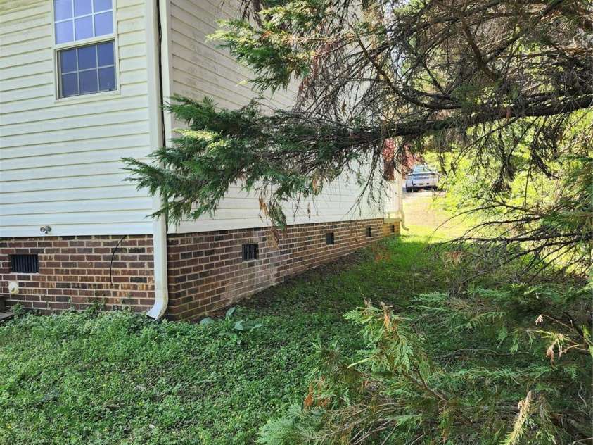 213 Vicki Way, Stanley, NC 28164.  MLS# CAR4372141, YatesRealty ID 18173. North Side View