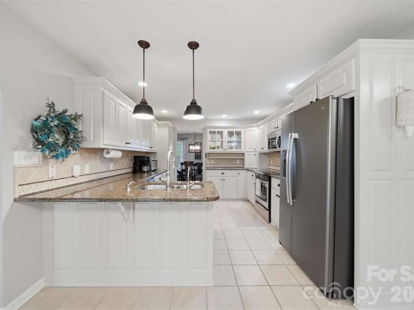217 Dell Circle, Hudson, NC 28638.  MLS# CAR4375993, YatesRealty ID 18174. 