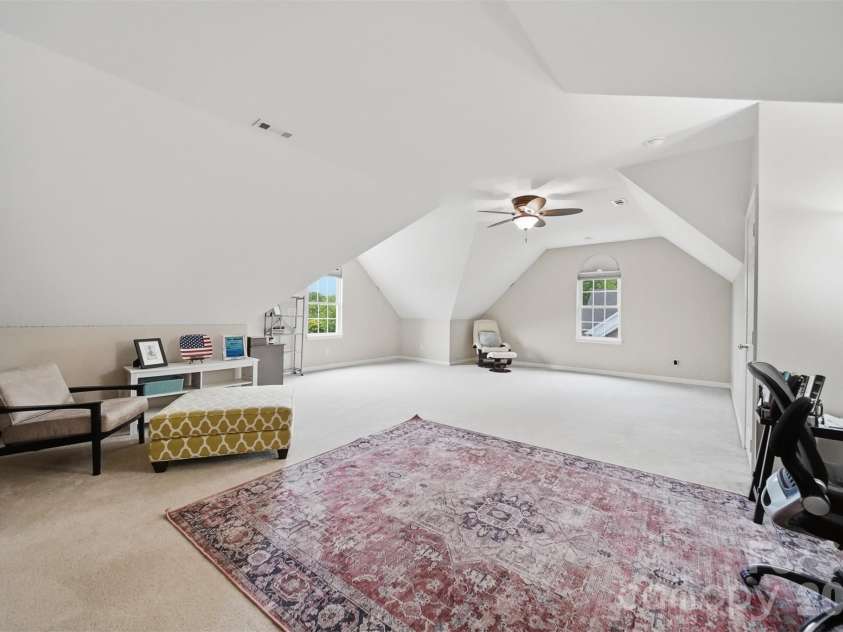 217 Dell Circle, Hudson, NC 28638.  MLS# CAR4375993, YatesRealty ID 18174. 