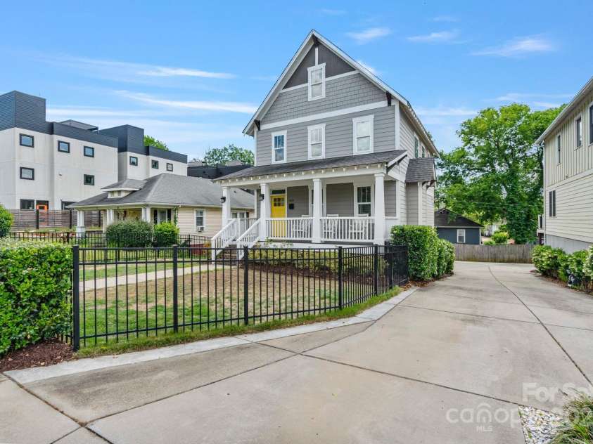 423 State Street, Charlotte, NC 28208.  MLS# CAR4255749, YatesRealty ID 18174. 